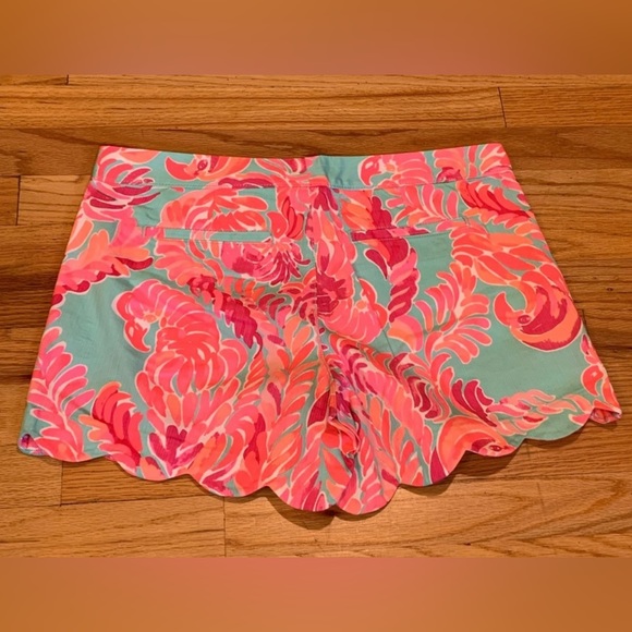 Women’s Lilly Pulitzer Buttercup Shorts- Love Bird Print - Picture 6 of 8